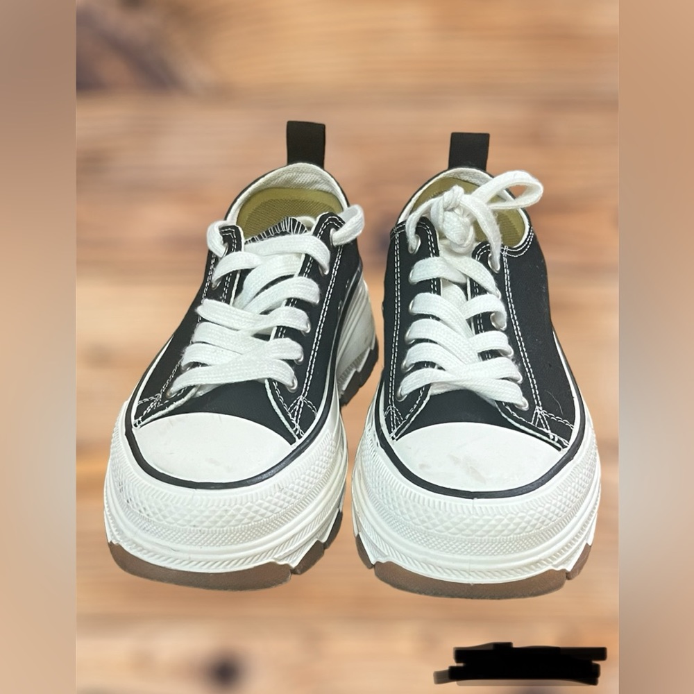 Classic Black and White Women's Sneakers